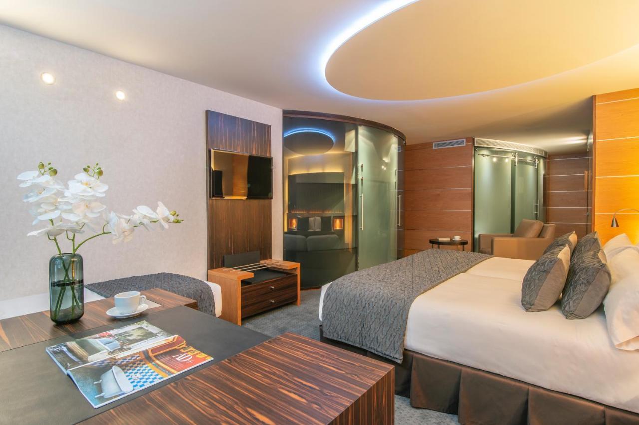 Hotel Starc By Pierre & Vacances Premium Andorra la Vella Esterno foto