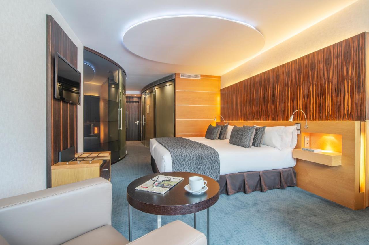 Hotel Starc By Pierre & Vacances Premium Andorra la Vella Esterno foto